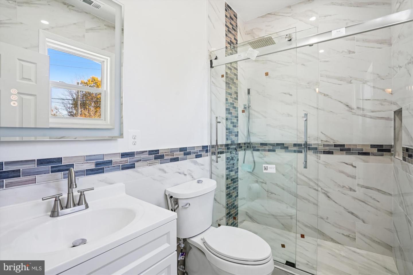 3201 NOTTAGE LN, FALLS CHURCH, Virginia 22042, 6 Bedrooms Bedrooms, ,4 BathroomsBathrooms,Residential,For sale,3201 NOTTAGE LN,VAFX2277438 MLS # VAFX2277438