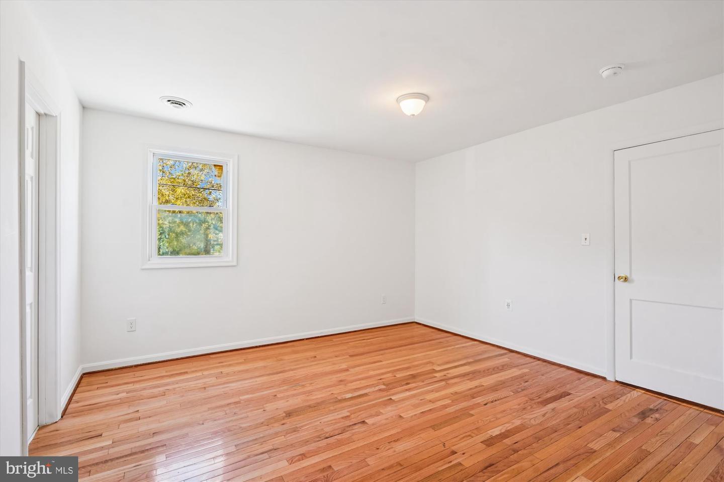 3201 NOTTAGE LN, FALLS CHURCH, Virginia 22042, 6 Bedrooms Bedrooms, ,4 BathroomsBathrooms,Residential,For sale,3201 NOTTAGE LN,VAFX2277438 MLS # VAFX2277438