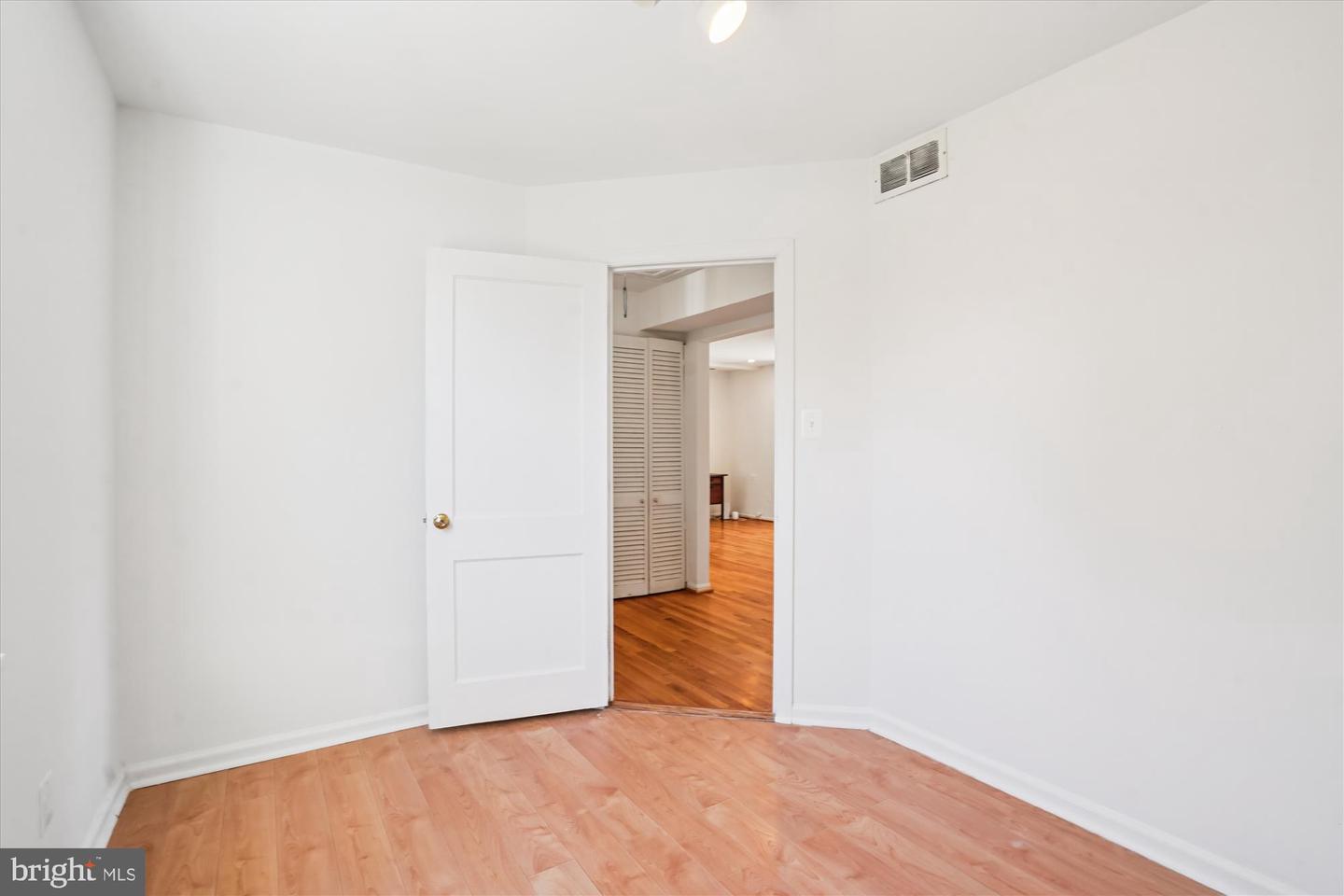 3201 NOTTAGE LN, FALLS CHURCH, Virginia 22042, 6 Bedrooms Bedrooms, ,4 BathroomsBathrooms,Residential,For sale,3201 NOTTAGE LN,VAFX2277438 MLS # VAFX2277438