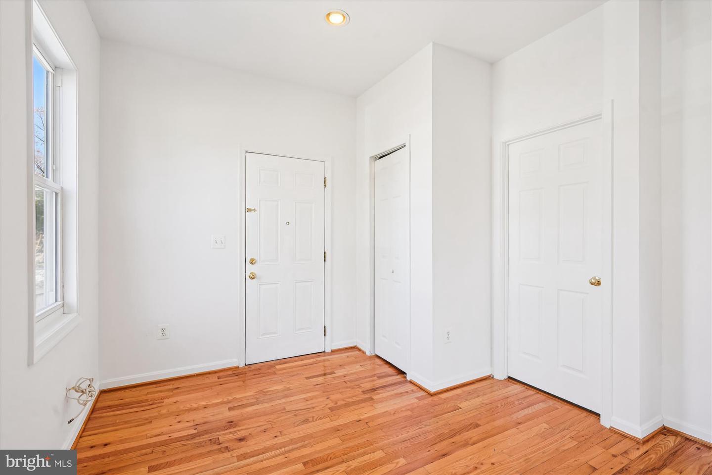 3201 NOTTAGE LN, FALLS CHURCH, Virginia 22042, 6 Bedrooms Bedrooms, ,4 BathroomsBathrooms,Residential,For sale,3201 NOTTAGE LN,VAFX2277438 MLS # VAFX2277438