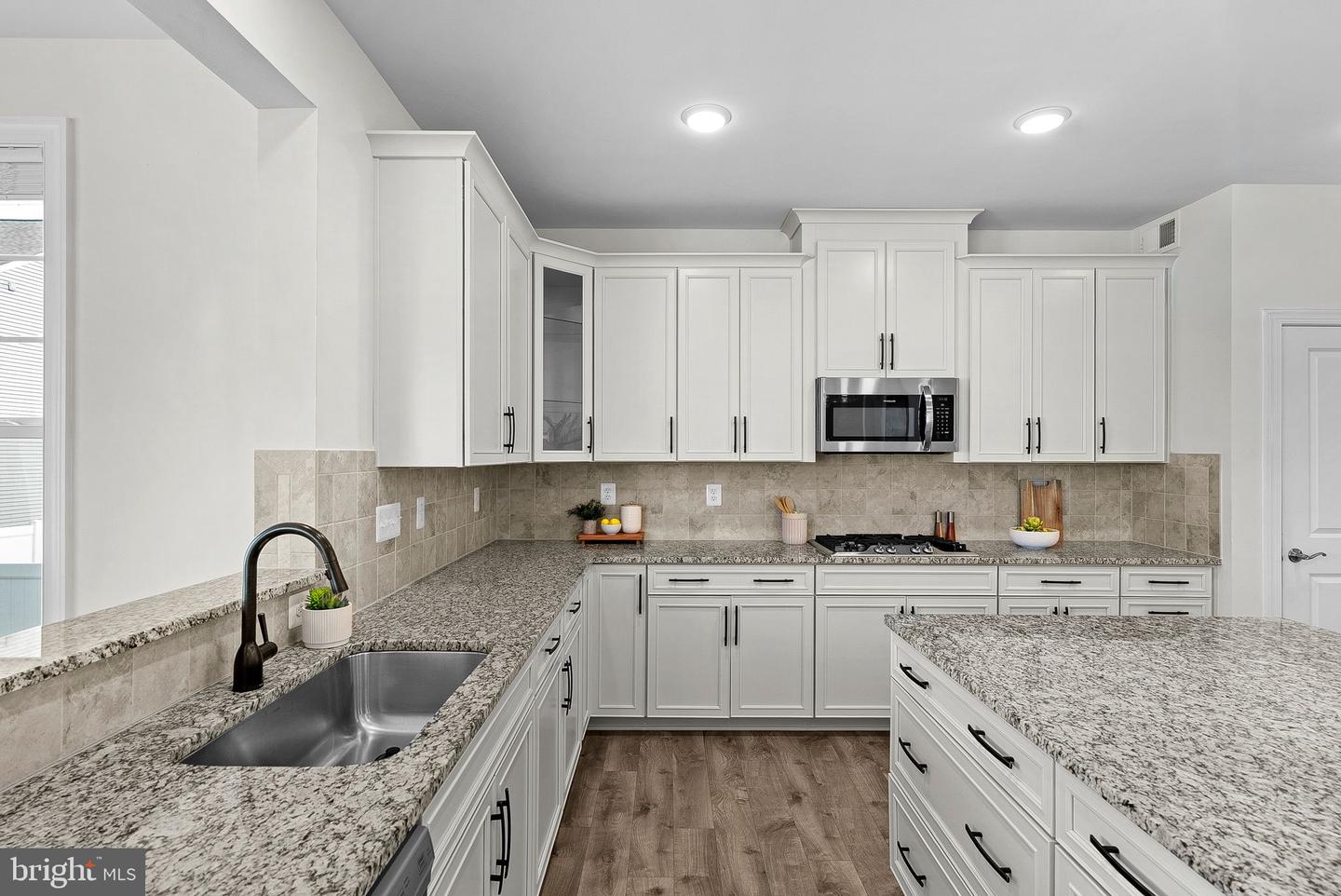 8682 BELLE GROVE WAY, MANASSAS, Virginia 20110, 5 Bedrooms Bedrooms, ,4 BathroomsBathrooms,Residential,For sale,8682 BELLE GROVE WAY,VAPW2107316 MLS # VAPW2107316