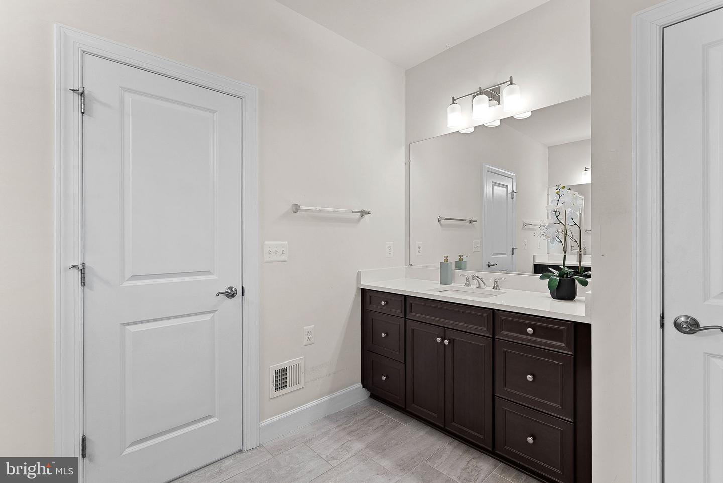 8682 BELLE GROVE WAY, MANASSAS, Virginia 20110, 5 Bedrooms Bedrooms, ,4 BathroomsBathrooms,Residential,For sale,8682 BELLE GROVE WAY,VAPW2107316 MLS # VAPW2107316