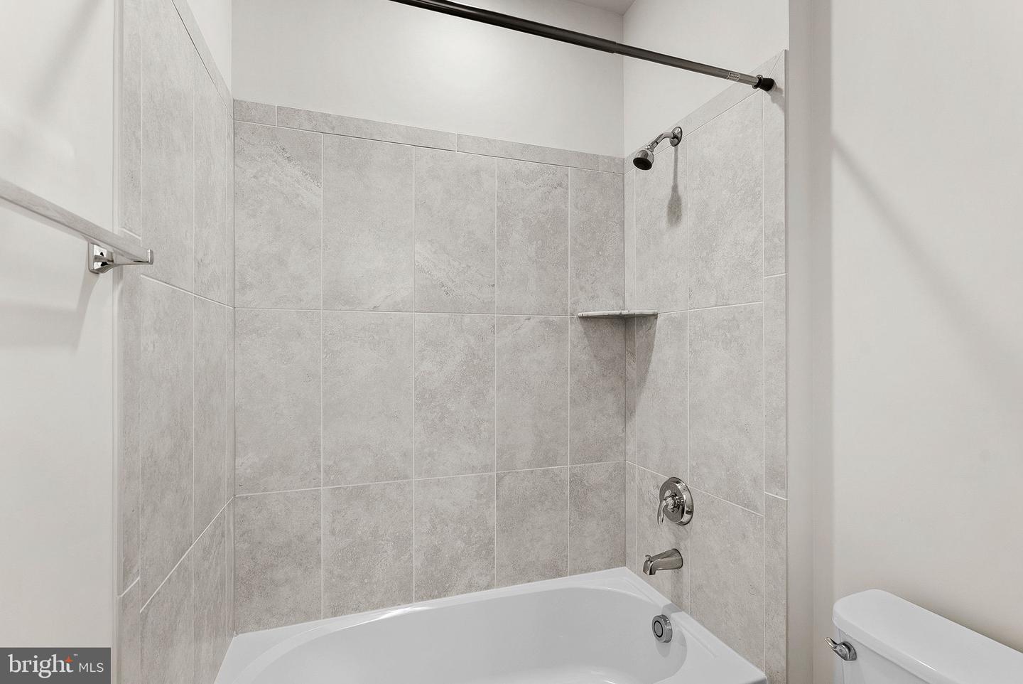 8682 BELLE GROVE WAY, MANASSAS, Virginia 20110, 5 Bedrooms Bedrooms, ,4 BathroomsBathrooms,Residential,For sale,8682 BELLE GROVE WAY,VAPW2107316 MLS # VAPW2107316