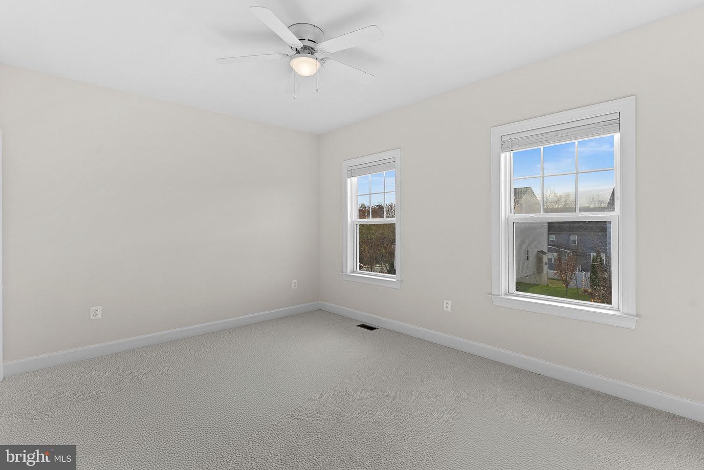 8682 BELLE GROVE WAY, MANASSAS, Virginia 20110, 5 Bedrooms Bedrooms, ,4 BathroomsBathrooms,Residential,For sale,8682 BELLE GROVE WAY,VAPW2107316 MLS # VAPW2107316