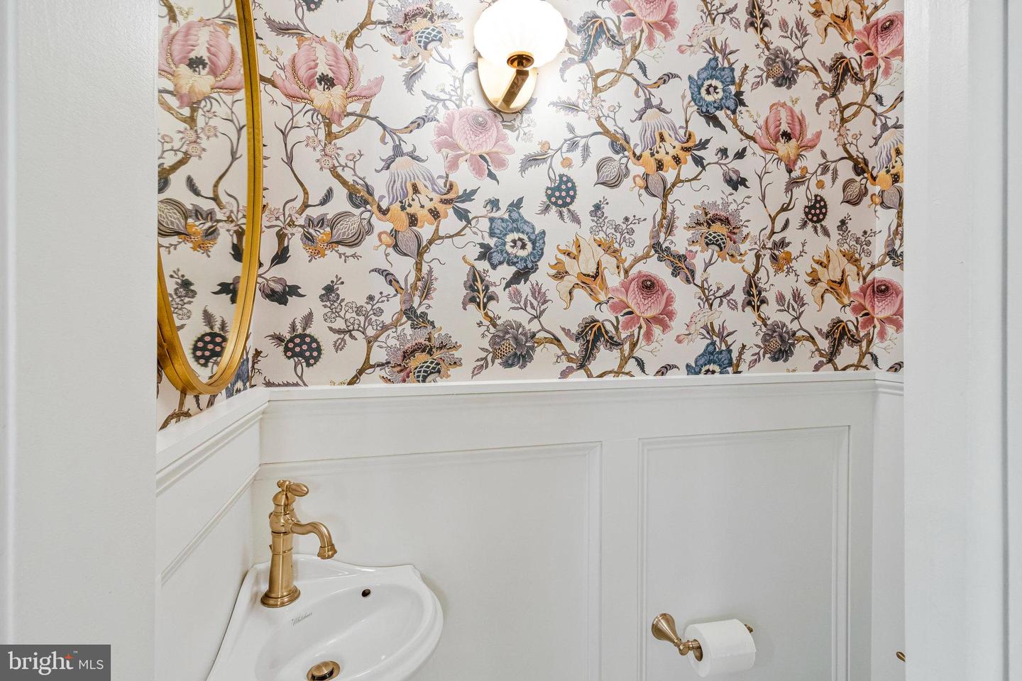 4900 1ST ST NW, WASHINGTON, District Of Columbia 20011, 3 Bedrooms Bedrooms, ,2 BathroomsBathrooms,Residential,For sale,4900 1ST ST NW,DCDC2230716 MLS # DCDC2230716