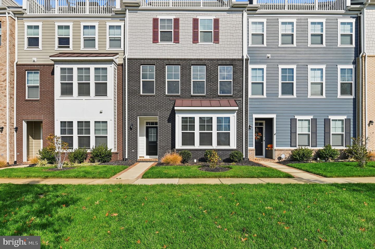 1490 MEADOWLARK GLEN RD, DUMFRIES, Virginia 22026, 4 Bedrooms Bedrooms, ,2 BathroomsBathrooms,Residential,For sale,1490 MEADOWLARK GLEN RD,VAPW2107438 MLS # VAPW2107438