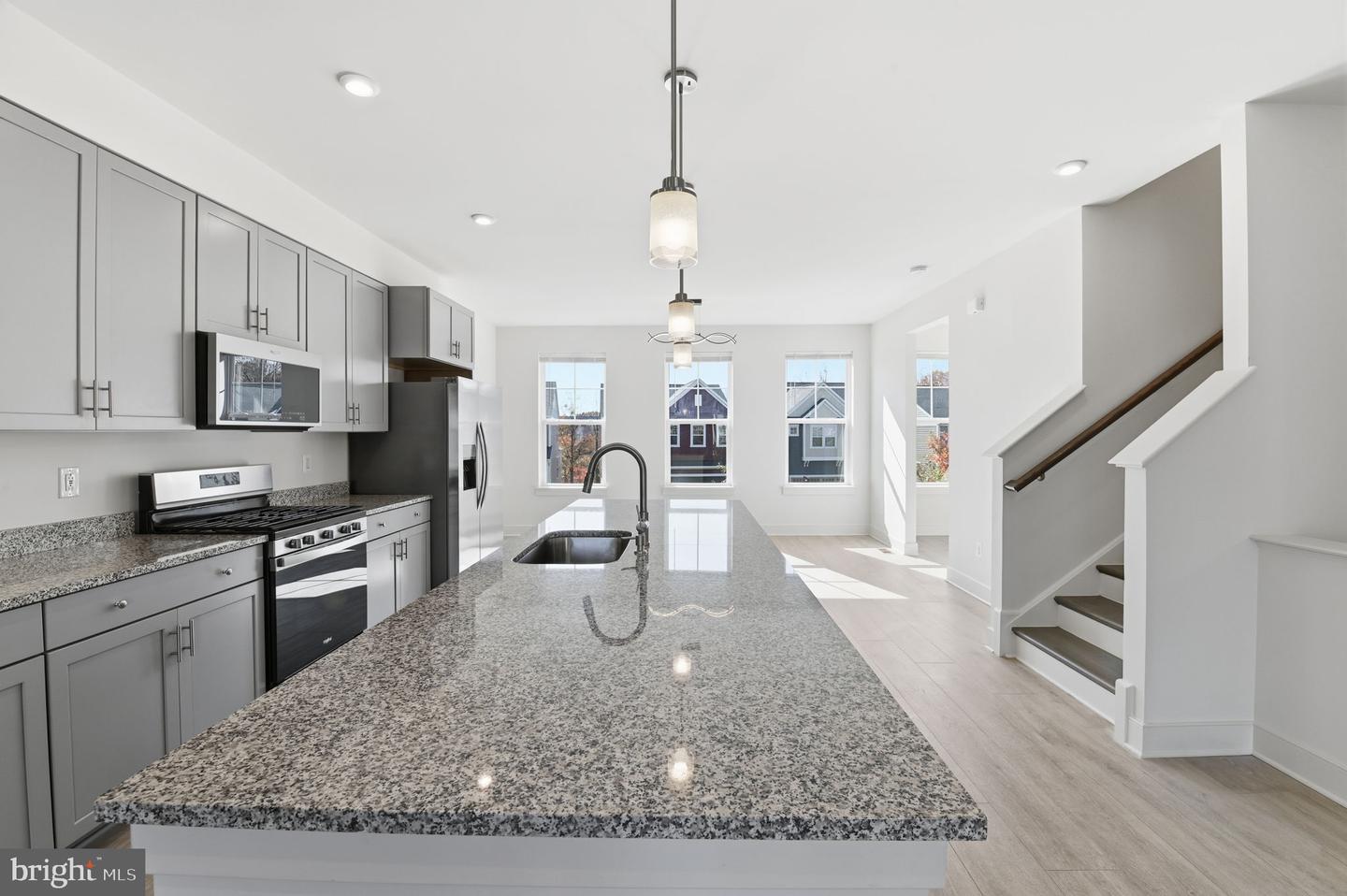 1490 MEADOWLARK GLEN RD, DUMFRIES, Virginia 22026, 4 Bedrooms Bedrooms, ,2 BathroomsBathrooms,Residential,For sale,1490 MEADOWLARK GLEN RD,VAPW2107438 MLS # VAPW2107438