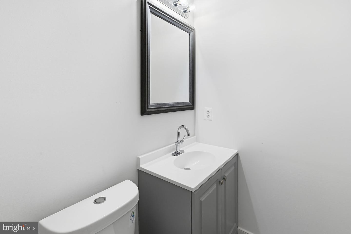 1490 MEADOWLARK GLEN RD, DUMFRIES, Virginia 22026, 4 Bedrooms Bedrooms, ,2 BathroomsBathrooms,Residential,For sale,1490 MEADOWLARK GLEN RD,VAPW2107438 MLS # VAPW2107438