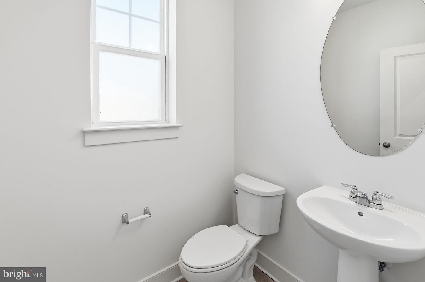 1490 MEADOWLARK GLEN RD, DUMFRIES, Virginia 22026, 4 Bedrooms Bedrooms, ,2 BathroomsBathrooms,Residential,For sale,1490 MEADOWLARK GLEN RD,VAPW2107438 MLS # VAPW2107438