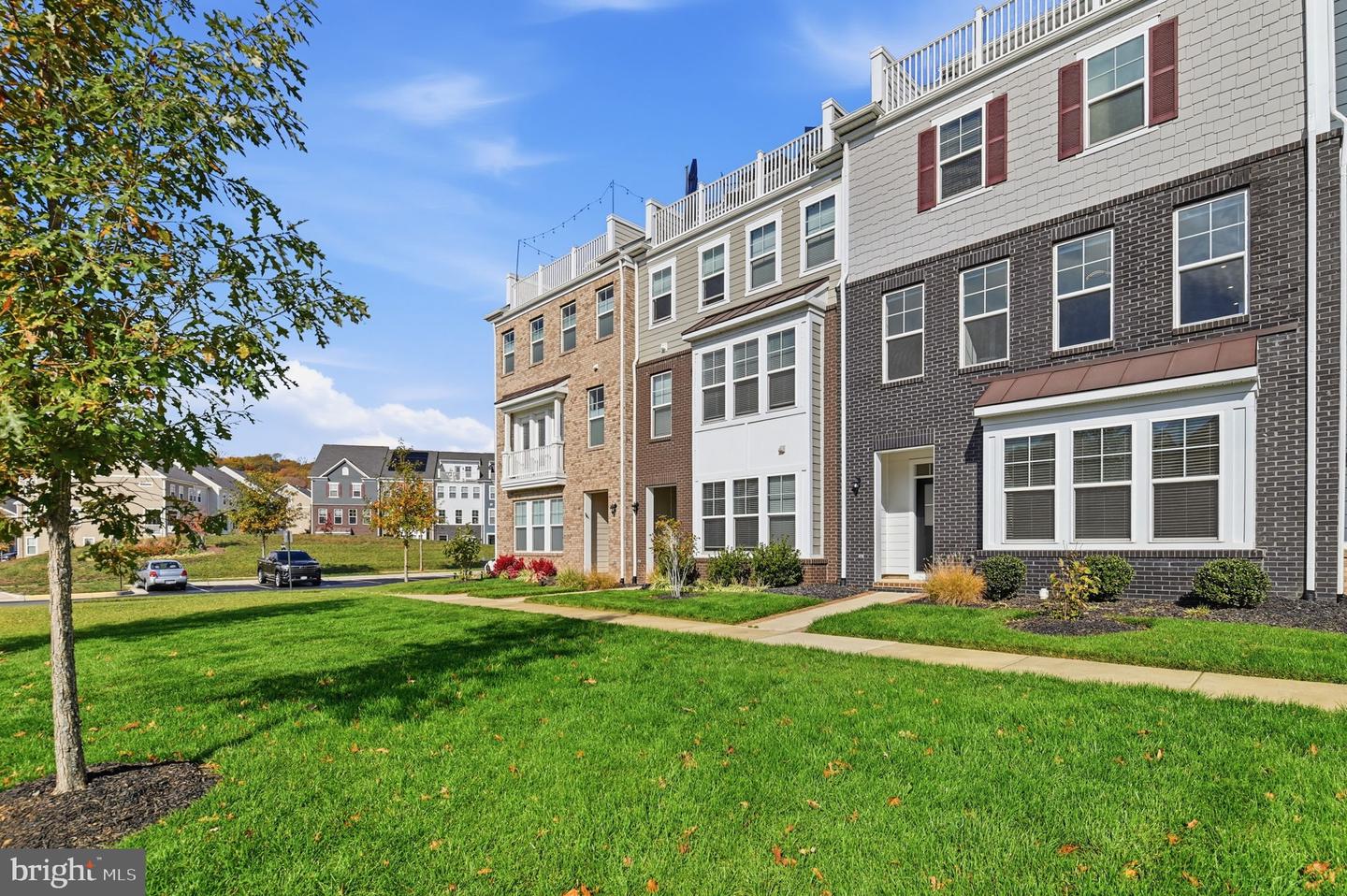 1490 MEADOWLARK GLEN RD, DUMFRIES, Virginia 22026, 4 Bedrooms Bedrooms, ,2 BathroomsBathrooms,Residential,For sale,1490 MEADOWLARK GLEN RD,VAPW2107438 MLS # VAPW2107438