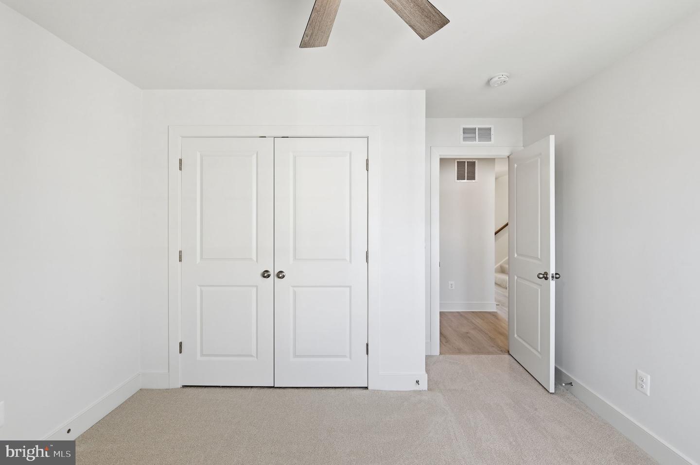 1490 MEADOWLARK GLEN RD, DUMFRIES, Virginia 22026, 4 Bedrooms Bedrooms, ,2 BathroomsBathrooms,Residential,For sale,1490 MEADOWLARK GLEN RD,VAPW2107438 MLS # VAPW2107438