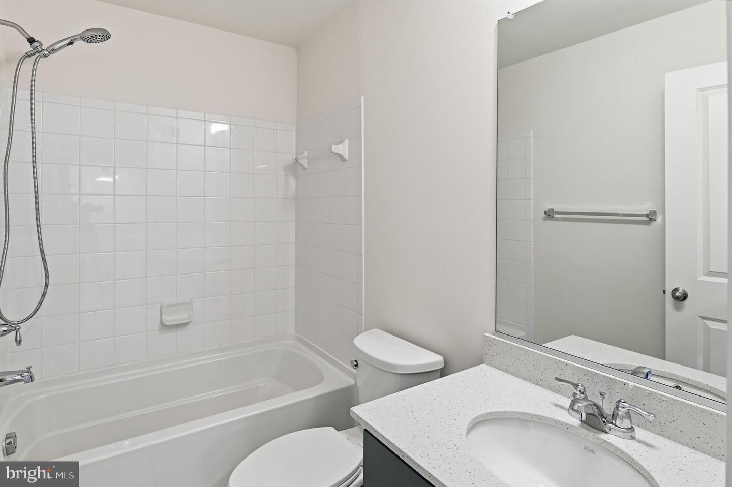 1490 MEADOWLARK GLEN RD, DUMFRIES, Virginia 22026, 4 Bedrooms Bedrooms, ,2 BathroomsBathrooms,Residential,For sale,1490 MEADOWLARK GLEN RD,VAPW2107438 MLS # VAPW2107438