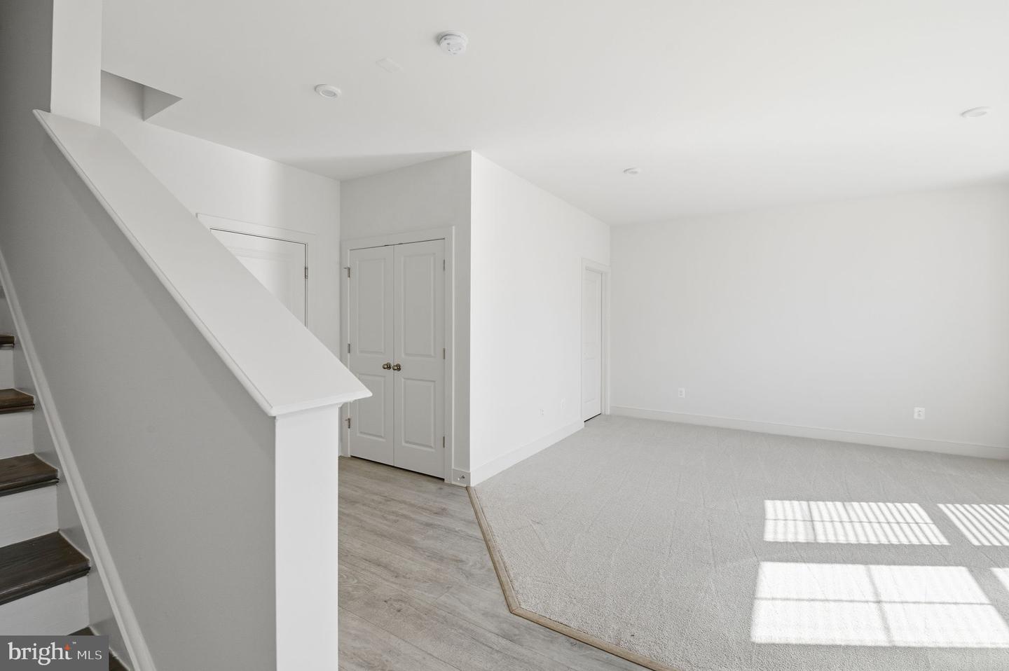 1490 MEADOWLARK GLEN RD, DUMFRIES, Virginia 22026, 4 Bedrooms Bedrooms, ,2 BathroomsBathrooms,Residential,For sale,1490 MEADOWLARK GLEN RD,VAPW2107438 MLS # VAPW2107438