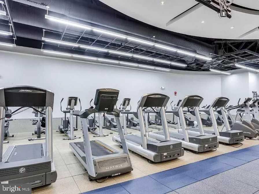 1011 ARLINGTON BLVD #1030, ARLINGTON, Virginia 22209, 1 Bedroom Bedrooms, ,1 BathroomBathrooms,Residential,For sale,1011 ARLINGTON BLVD #1030,VAAR2065862 MLS # VAAR2065862