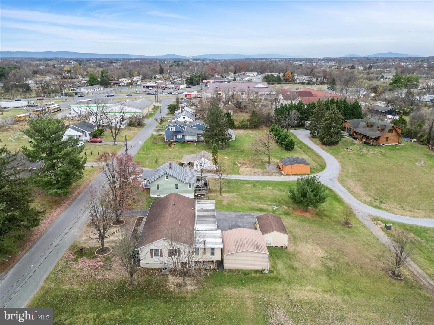 163 DENNY LN, WINCHESTER, Virginia 22603, 3 Bedrooms Bedrooms, ,2 BathroomsBathrooms,Residential,For sale,163 DENNY LN,VAFV2038058 MLS # VAFV2038058