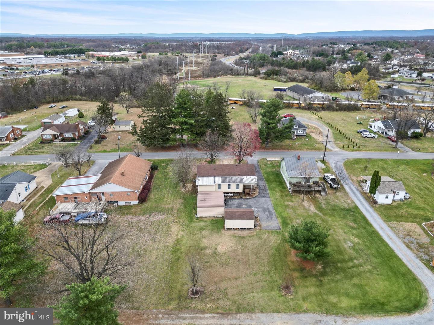 163 DENNY LN, WINCHESTER, Virginia 22603, 3 Bedrooms Bedrooms, ,2 BathroomsBathrooms,Residential,For sale,163 DENNY LN,VAFV2038058 MLS # VAFV2038058