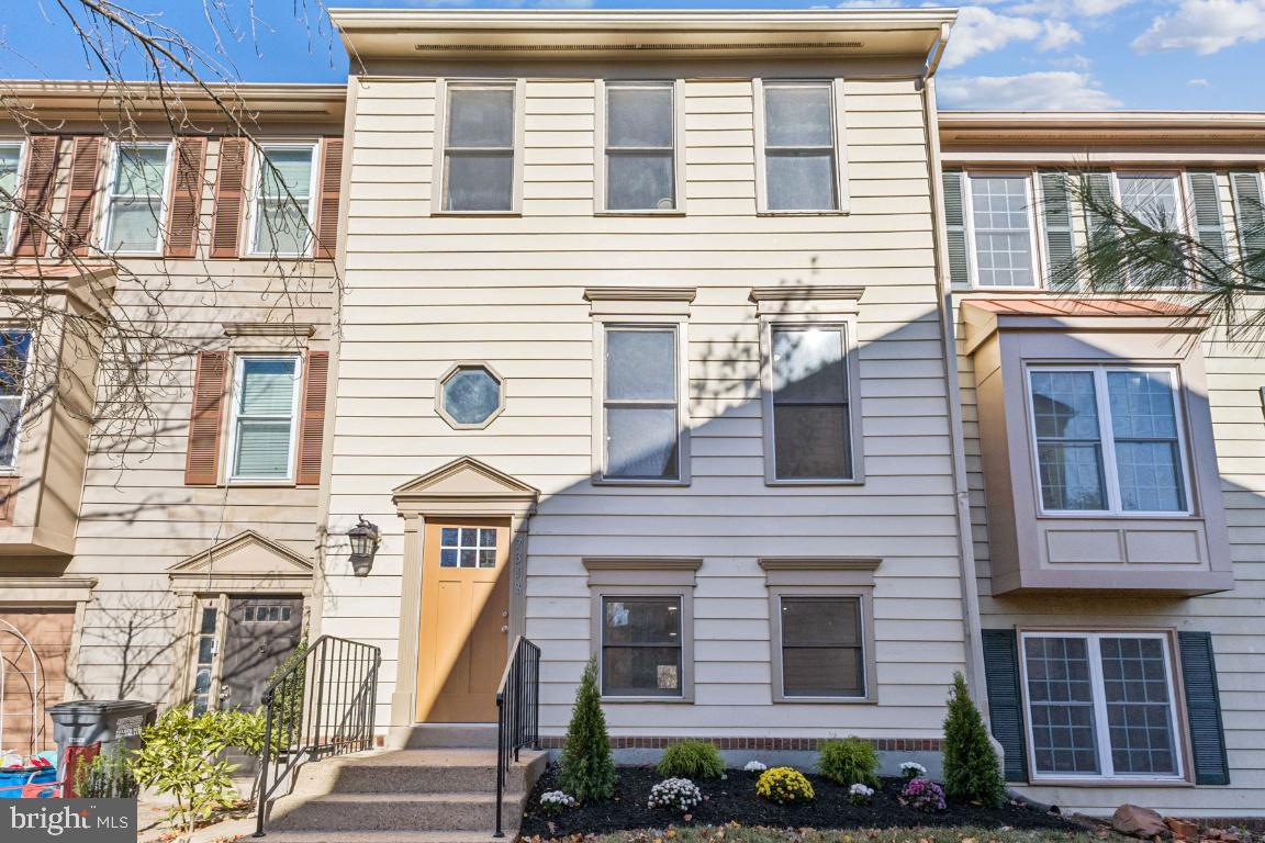 7398 BARBADOS LN, MANASSAS, Virginia 20109, 3 Bedrooms Bedrooms, ,2 BathroomsBathrooms,Residential,For sale,7398 BARBADOS LN,VAPW2107898 MLS # VAPW2107898