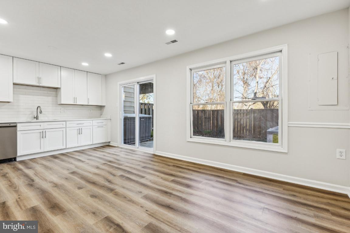 7398 BARBADOS LN, MANASSAS, Virginia 20109, 3 Bedrooms Bedrooms, ,2 BathroomsBathrooms,Residential,For sale,7398 BARBADOS LN,VAPW2107898 MLS # VAPW2107898