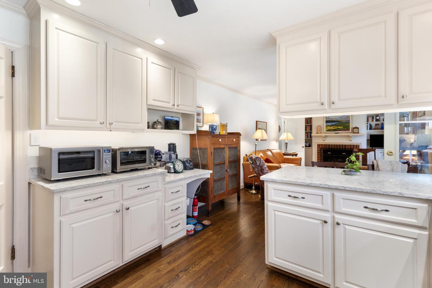 124 LAKE DR, WILLIAMSBURG, Virginia 23185, 4 Bedrooms Bedrooms, ,3 BathroomsBathrooms,Residential,For sale,124 LAKE DR,VAJC2000572 MLS # VAJC2000572