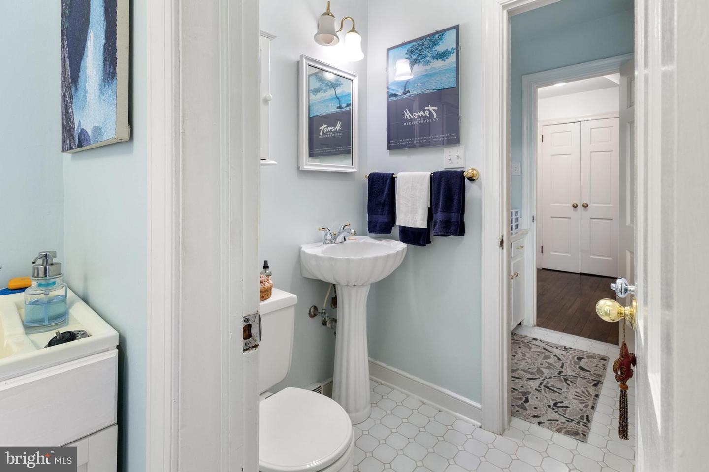 124 LAKE DR, WILLIAMSBURG, Virginia 23185, 4 Bedrooms Bedrooms, ,3 BathroomsBathrooms,Residential,For sale,124 LAKE DR,VAJC2000572 MLS # VAJC2000572