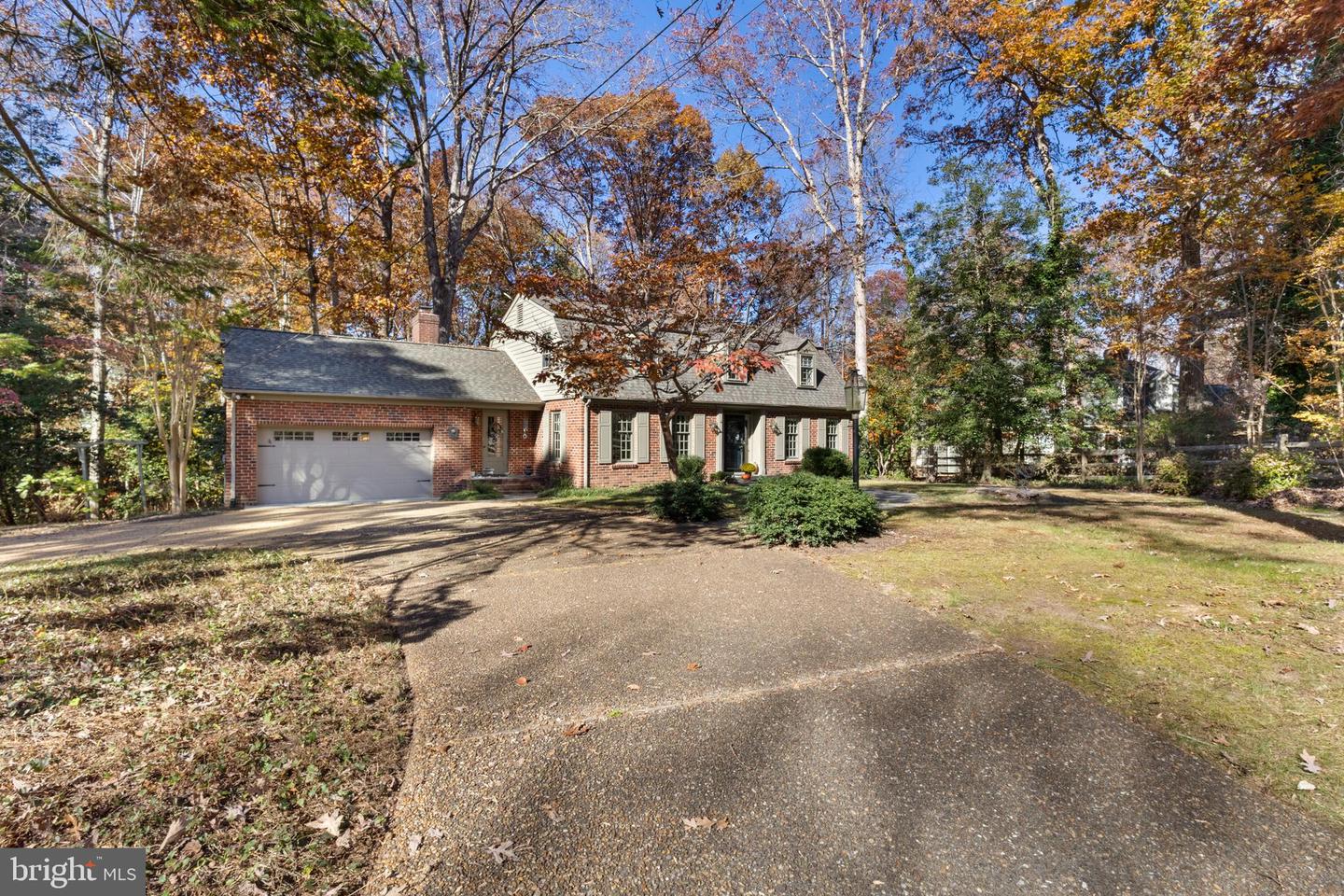 124 LAKE DR, WILLIAMSBURG, Virginia 23185, 4 Bedrooms Bedrooms, ,3 BathroomsBathrooms,Residential,For sale,124 LAKE DR,VAJC2000572 MLS # VAJC2000572