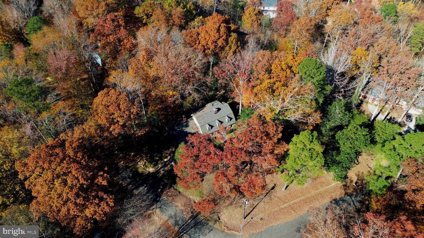 124 LAKE DR, WILLIAMSBURG, Virginia 23185, 4 Bedrooms Bedrooms, ,3 BathroomsBathrooms,Residential,For sale,124 LAKE DR,VAJC2000572 MLS # VAJC2000572