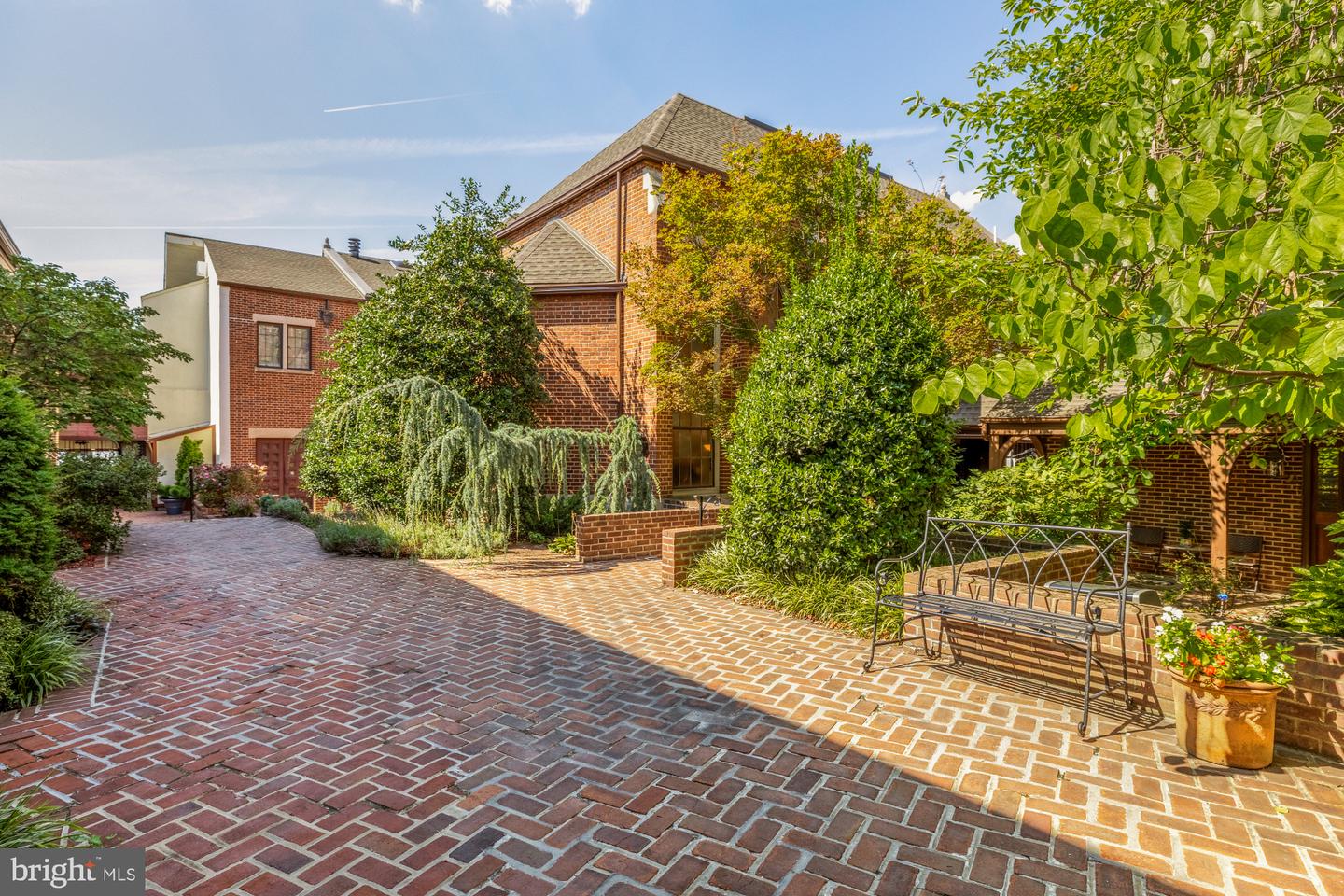 1715 15TH ST NW #41, WASHINGTON, District Of Columbia 20009, 2 Bedrooms Bedrooms, ,1 BathroomBathrooms,Residential,For sale,1715 15TH ST NW #41,DCDC2232186 MLS # DCDC2232186 1715 15TH ST NW #41, WASHINGTON, District Of Columbia 20009, 2 Bedrooms Bedrooms, ,1 BathroomBathrooms,Residential,For sale,1715 15TH ST NW #41,DCDC2232186 MLS # DCDC2232186