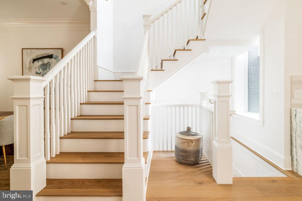 2460 ONTARIO RD NW, WASHINGTON, District Of Columbia 20009, 5 Bedrooms Bedrooms, ,4 BathroomsBathrooms,Residential,For sale,2460 ONTARIO RD NW,DCDC2232192 MLS # DCDC2232192