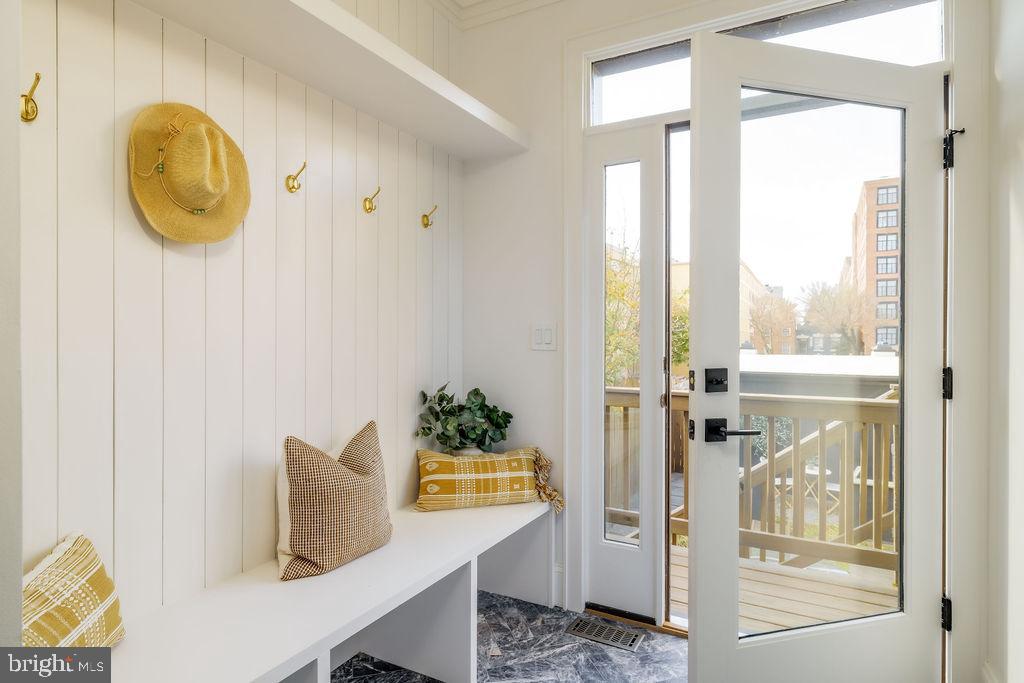 2460 ONTARIO RD NW, WASHINGTON, District Of Columbia 20009, 5 Bedrooms Bedrooms, ,4 BathroomsBathrooms,Residential,For sale,2460 ONTARIO RD NW,DCDC2232192 MLS # DCDC2232192