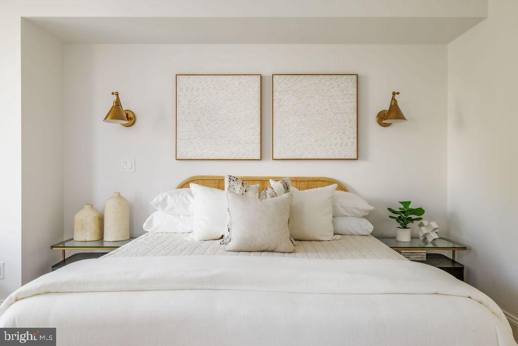 2460 ONTARIO RD NW, WASHINGTON, District Of Columbia 20009, 5 Bedrooms Bedrooms, ,4 BathroomsBathrooms,Residential,For sale,2460 ONTARIO RD NW,DCDC2232192 MLS # DCDC2232192