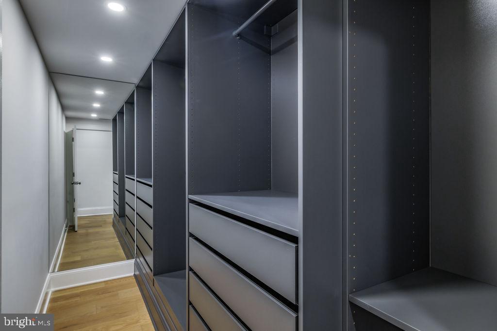 2460 ONTARIO RD NW, WASHINGTON, District Of Columbia 20009, 5 Bedrooms Bedrooms, ,4 BathroomsBathrooms,Residential,For sale,2460 ONTARIO RD NW,DCDC2232192 MLS # DCDC2232192