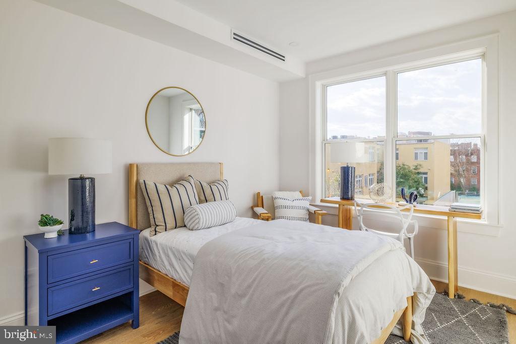 2460 ONTARIO RD NW, WASHINGTON, District Of Columbia 20009, 5 Bedrooms Bedrooms, ,4 BathroomsBathrooms,Residential,For sale,2460 ONTARIO RD NW,DCDC2232192 MLS # DCDC2232192