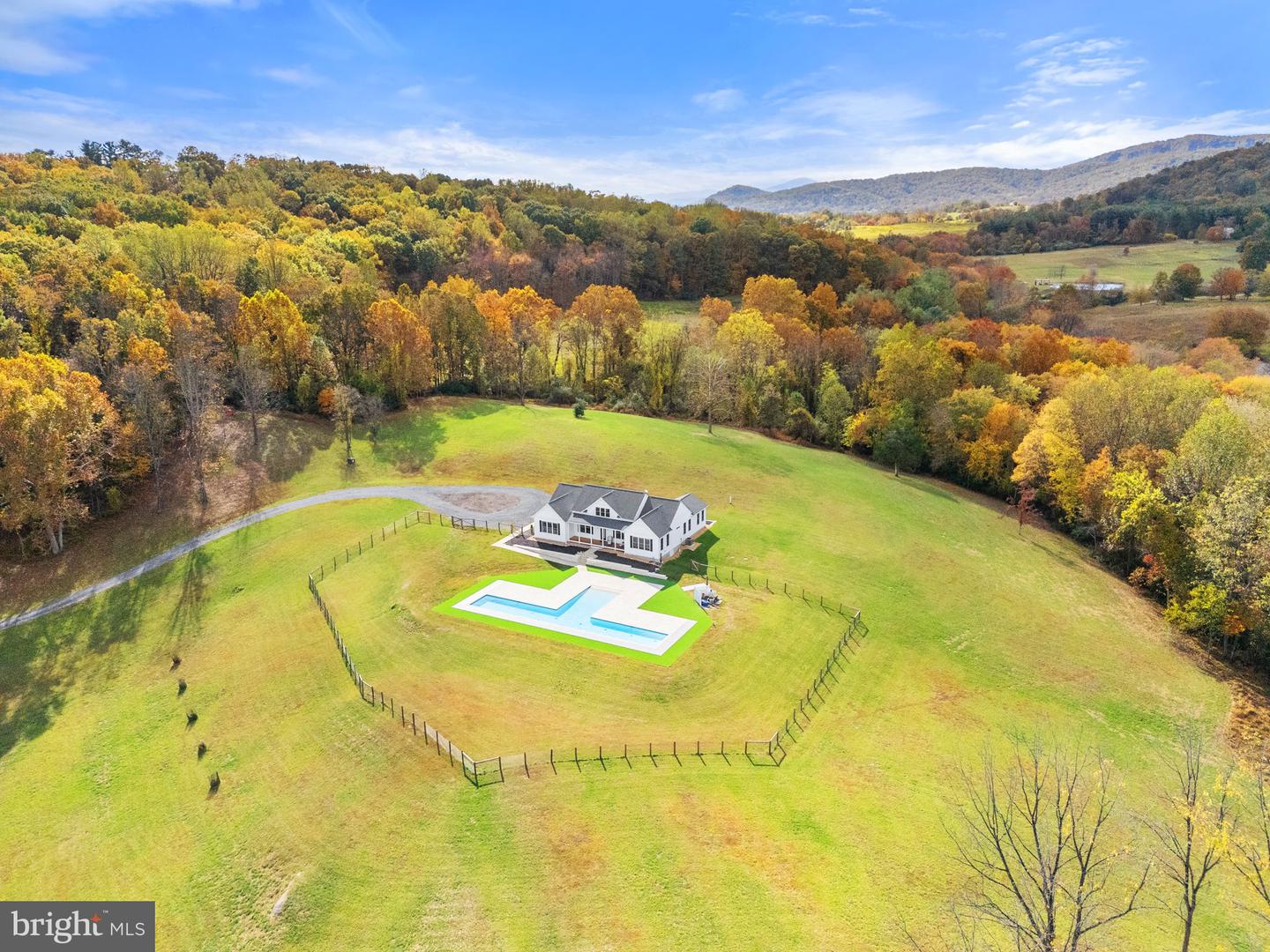 4050 CARRINGTON, DELAPLANE, Virginia 20144, 4 Bedrooms Bedrooms, ,2 BathroomsBathrooms,Residential,For sale,4050 CARRINGTON,VAFQ2019690 MLS # VAFQ2019690