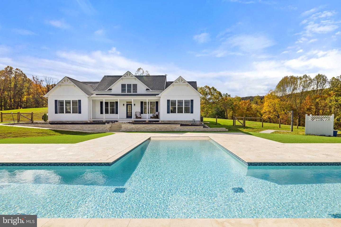 4050 CARRINGTON, DELAPLANE, Virginia 20144, 4 Bedrooms Bedrooms, ,2 BathroomsBathrooms,Residential,For sale,4050 CARRINGTON,VAFQ2019690 MLS # VAFQ2019690