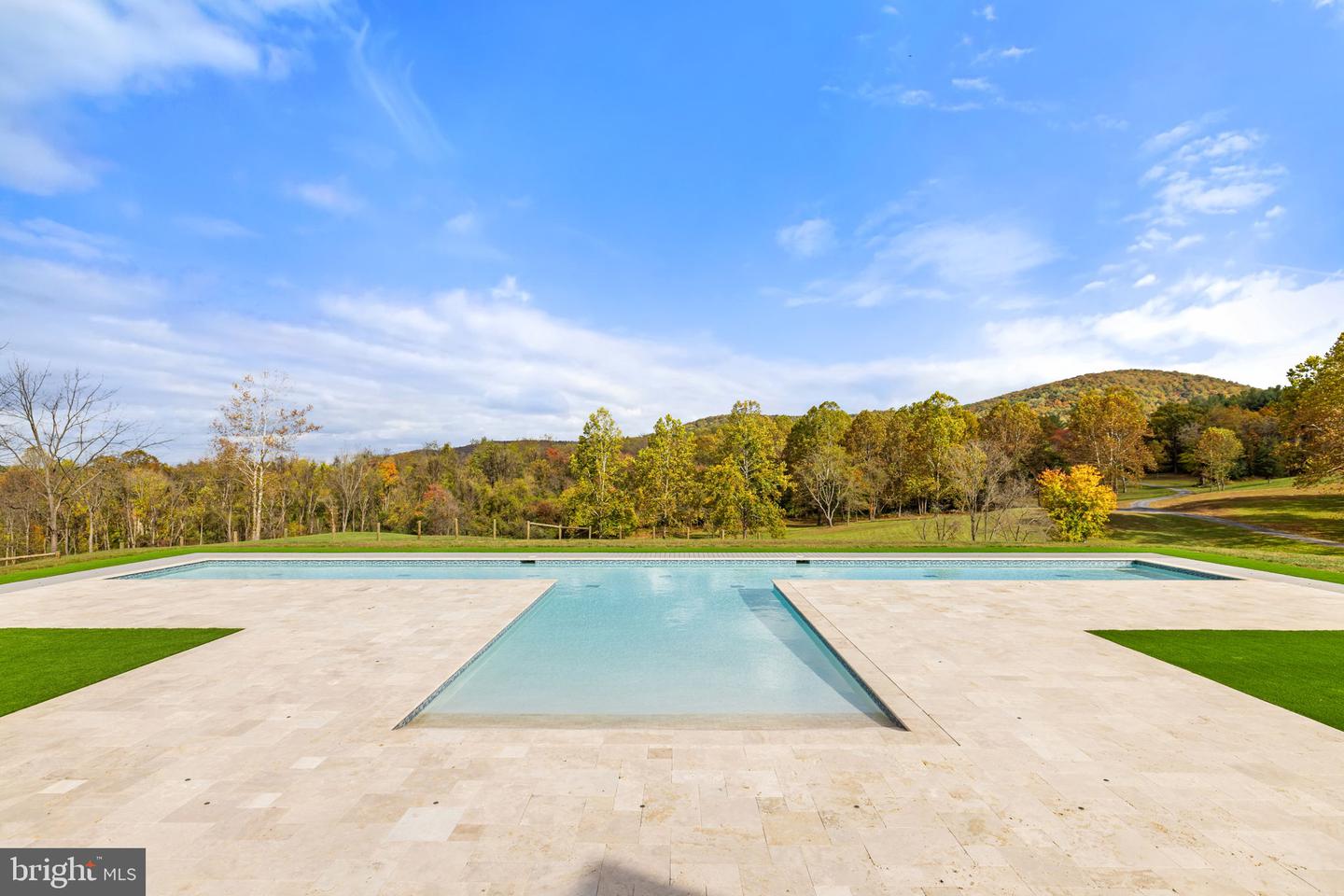 4050 CARRINGTON, DELAPLANE, Virginia 20144, 4 Bedrooms Bedrooms, ,2 BathroomsBathrooms,Residential,For sale,4050 CARRINGTON,VAFQ2019690 MLS # VAFQ2019690