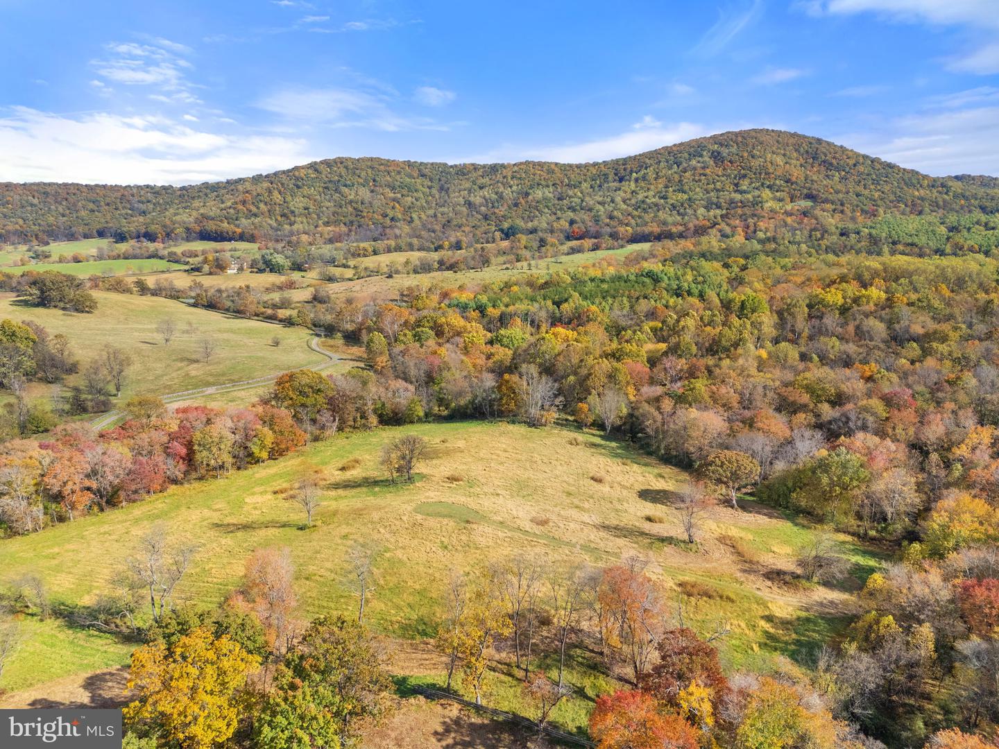 4050 CARRINGTON, DELAPLANE, Virginia 20144, 4 Bedrooms Bedrooms, ,2 BathroomsBathrooms,Residential,For sale,4050 CARRINGTON,VAFQ2019690 MLS # VAFQ2019690