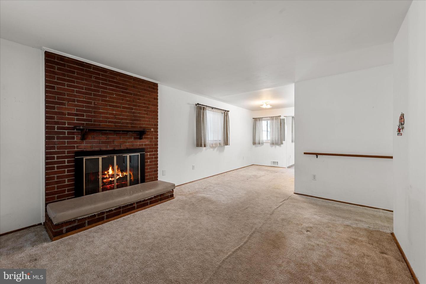 13719 KNOWLES ST, WOODBRIDGE, Virginia 22191, 3 Bedrooms Bedrooms, ,2 BathroomsBathrooms,Residential,For sale,13719 KNOWLES ST,VAPW2107908 MLS # VAPW2107908