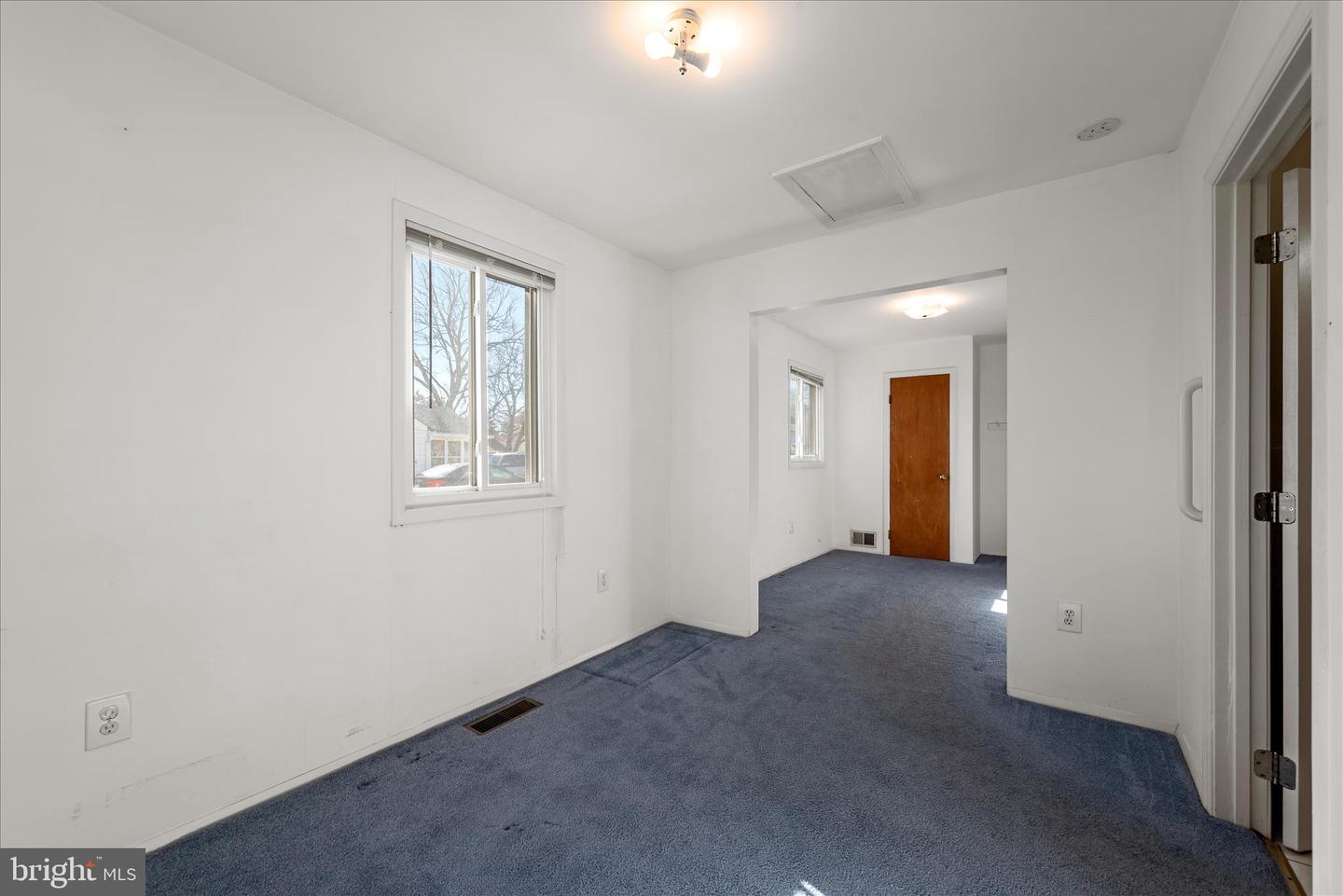 13719 KNOWLES ST, WOODBRIDGE, Virginia 22191, 3 Bedrooms Bedrooms, ,2 BathroomsBathrooms,Residential,For sale,13719 KNOWLES ST,VAPW2107908 MLS # VAPW2107908