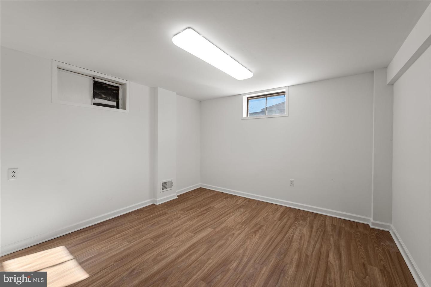 13719 KNOWLES ST, WOODBRIDGE, Virginia 22191, 3 Bedrooms Bedrooms, ,2 BathroomsBathrooms,Residential,For sale,13719 KNOWLES ST,VAPW2107908 MLS # VAPW2107908