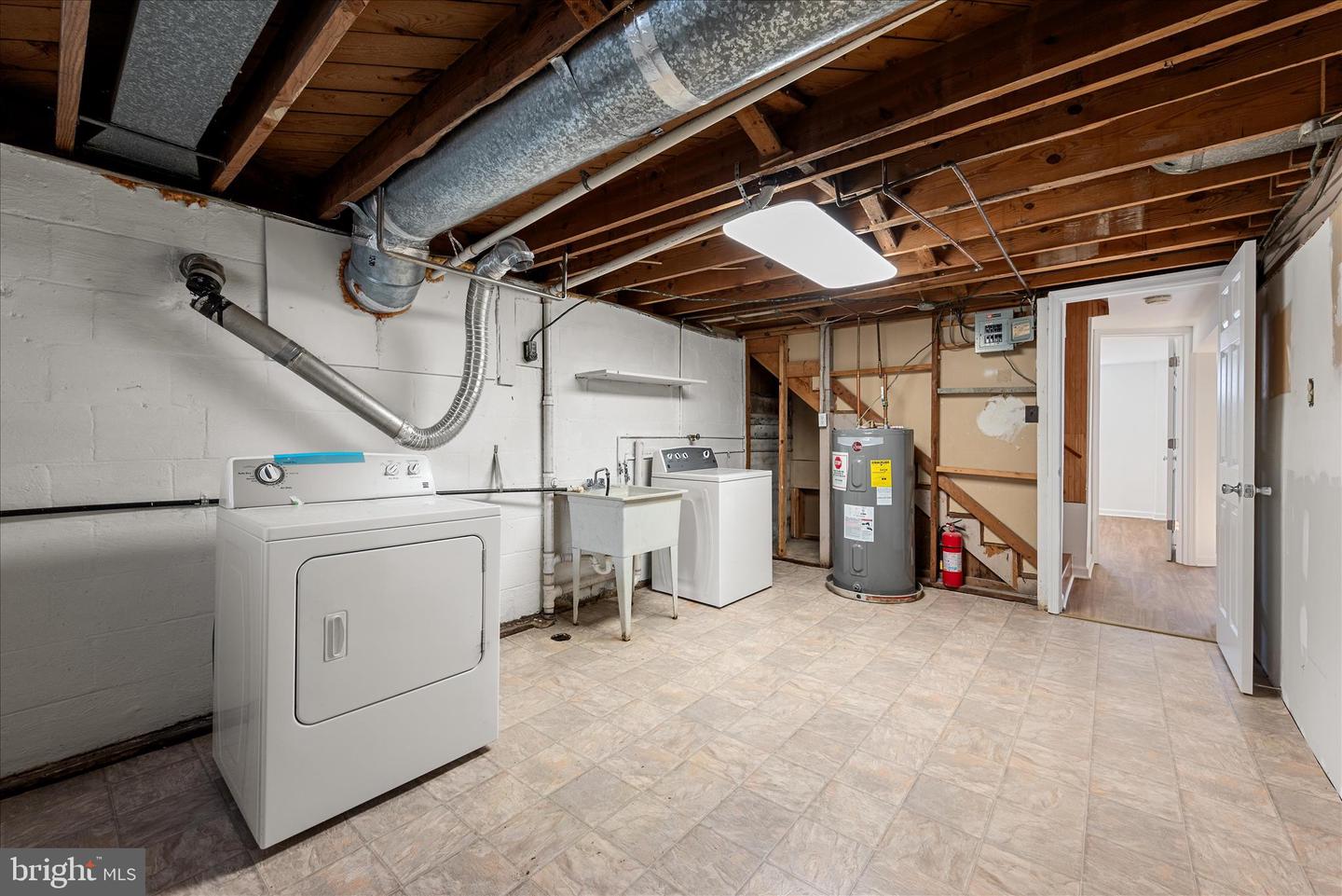 13719 KNOWLES ST, WOODBRIDGE, Virginia 22191, 3 Bedrooms Bedrooms, ,2 BathroomsBathrooms,Residential,For sale,13719 KNOWLES ST,VAPW2107908 MLS # VAPW2107908