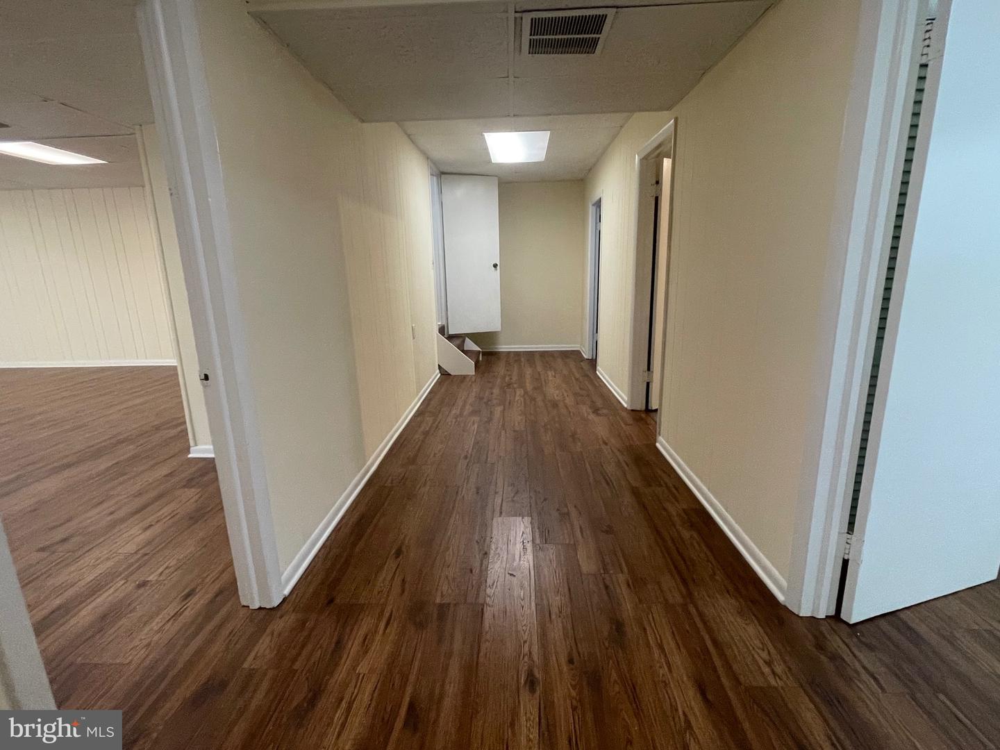 3111 MARL PAT DR, ALEXANDRIA, Virginia 22310, 4 Bedrooms Bedrooms, ,3 BathroomsBathrooms,Residential,For sale,3111 MARL PAT DR,VAFX2279582 MLS # VAFX2279582