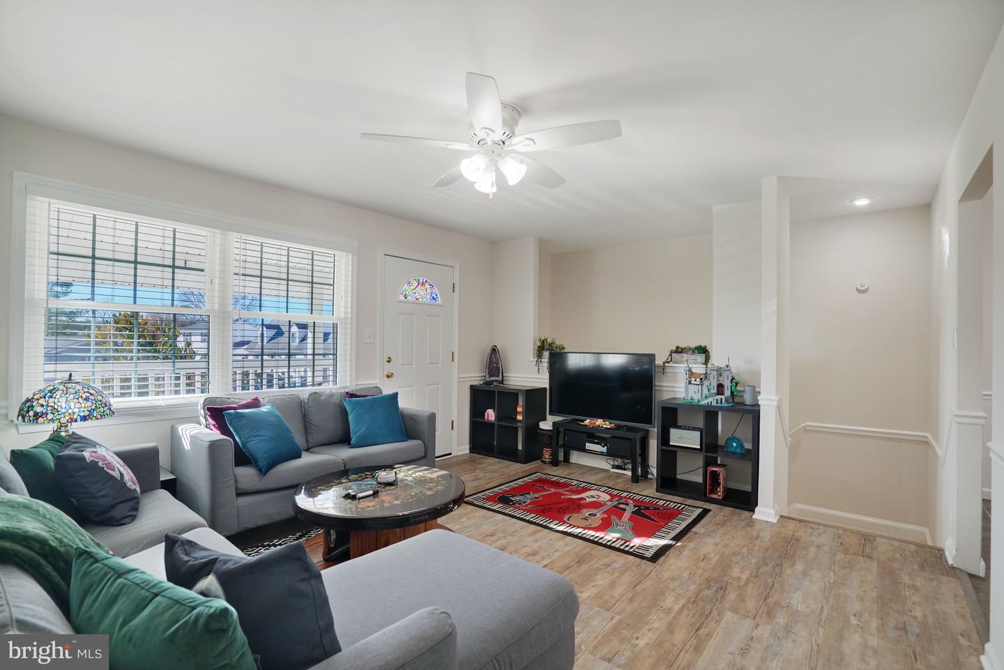 7215 BEVERLY PARK DR, SPRINGFIELD, Virginia 22150, 5 Bedrooms Bedrooms, ,3 BathroomsBathrooms,Residential,For sale,7215 BEVERLY PARK DR,VAFX2279586 MLS # VAFX2279586