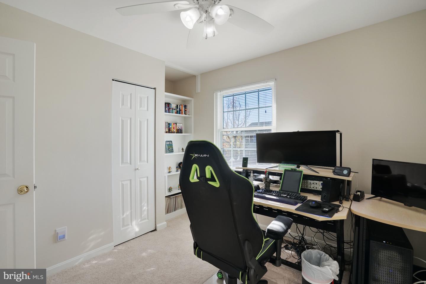 7215 BEVERLY PARK DR, SPRINGFIELD, Virginia 22150, 5 Bedrooms Bedrooms, ,3 BathroomsBathrooms,Residential,For sale,7215 BEVERLY PARK DR,VAFX2279586 MLS # VAFX2279586