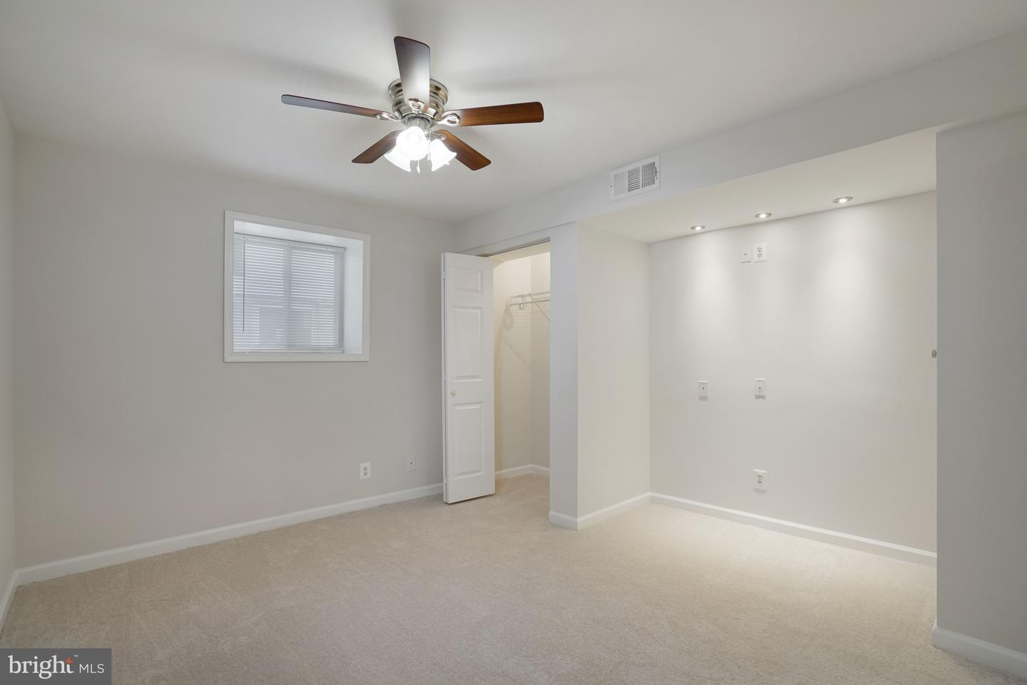 7215 BEVERLY PARK DR, SPRINGFIELD, Virginia 22150, 5 Bedrooms Bedrooms, ,3 BathroomsBathrooms,Residential,For sale,7215 BEVERLY PARK DR,VAFX2279586 MLS # VAFX2279586