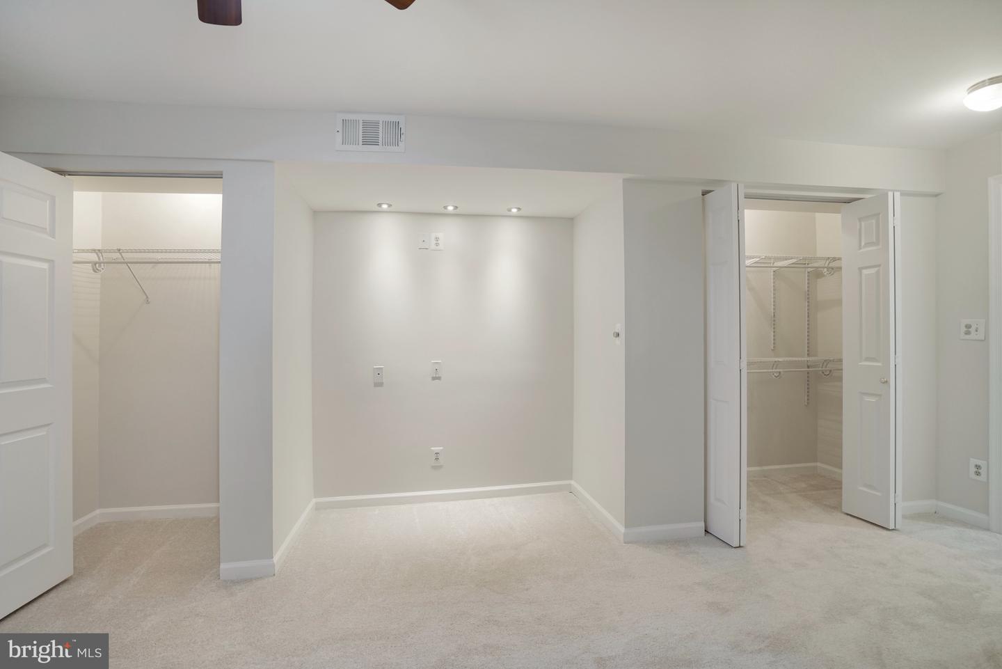 7215 BEVERLY PARK DR, SPRINGFIELD, Virginia 22150, 5 Bedrooms Bedrooms, ,3 BathroomsBathrooms,Residential,For sale,7215 BEVERLY PARK DR,VAFX2279586 MLS # VAFX2279586