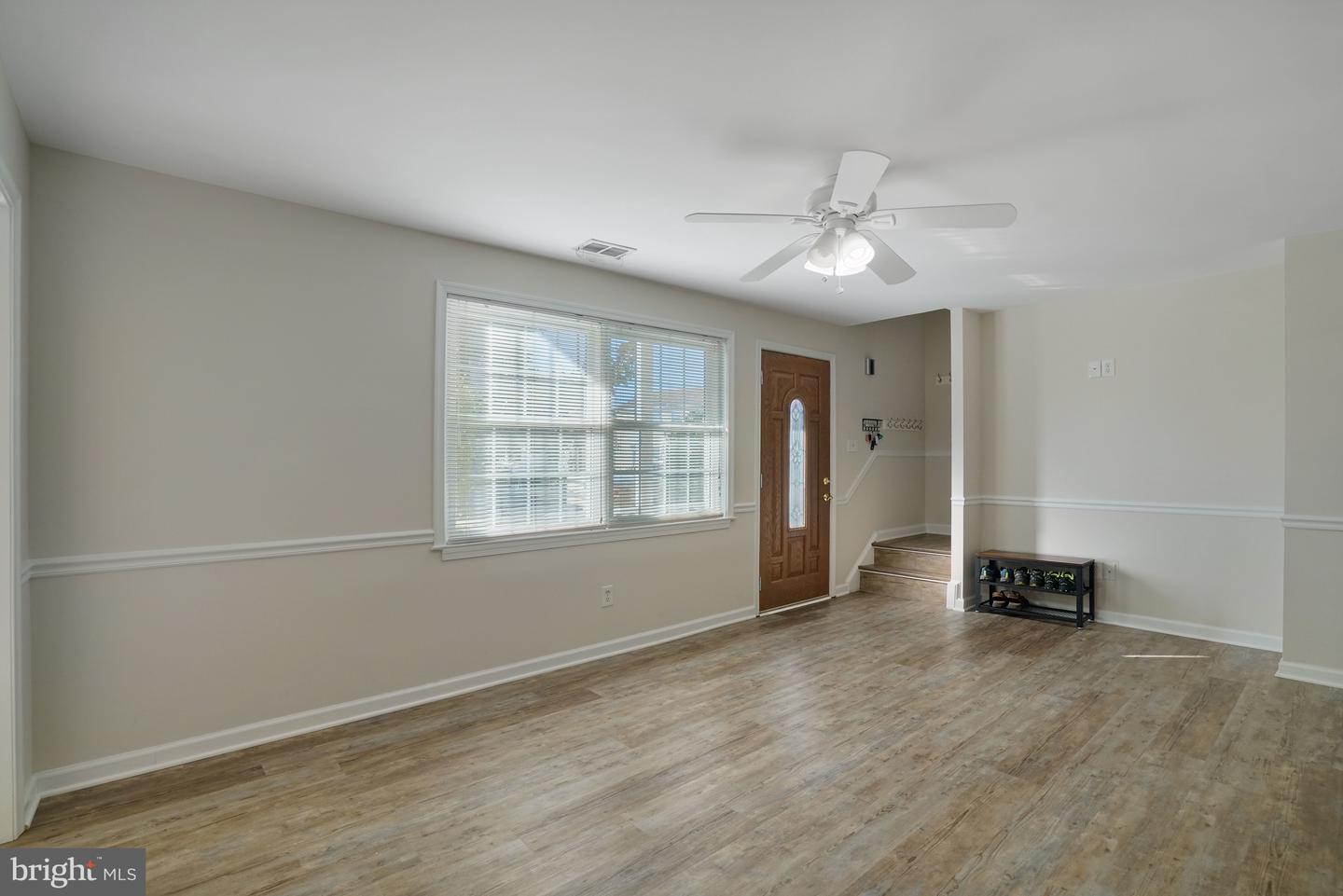 7215 BEVERLY PARK DR, SPRINGFIELD, Virginia 22150, 5 Bedrooms Bedrooms, ,3 BathroomsBathrooms,Residential,For sale,7215 BEVERLY PARK DR,VAFX2279586 MLS # VAFX2279586