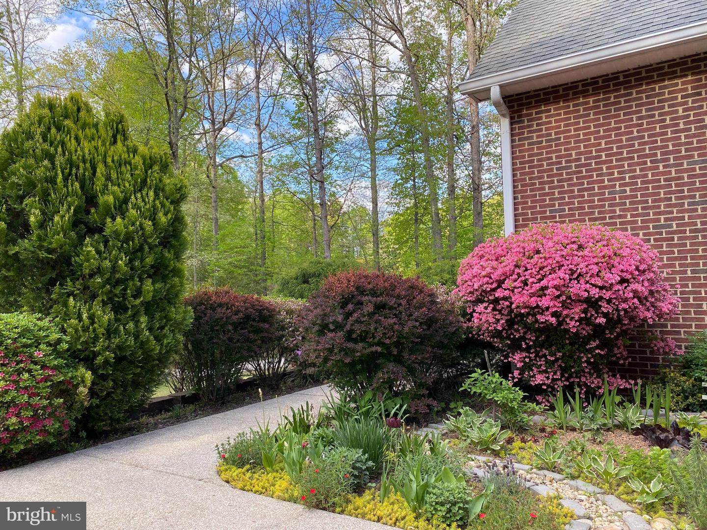 70 PARTRIDGE LN, STAFFORD, Virginia 22556, 6 Bedrooms Bedrooms, 26 Rooms Rooms,6 BathroomsBathrooms,Residential,For sale,70 PARTRIDGE LN,VAST2044306 MLS # VAST2044306