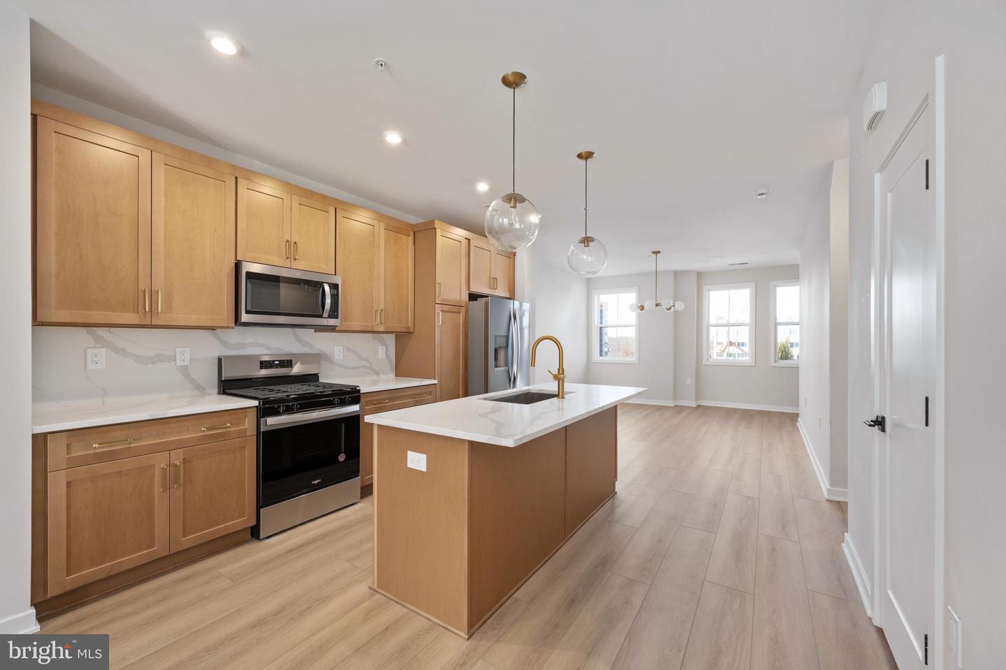 14377 GLEN MANOR DR, CHANTILLY, Virginia 20151, 2 Bedrooms Bedrooms, ,2 BathroomsBathrooms,Residential,For sale,14377 GLEN MANOR DR,VAFX2279596 MLS # VAFX2279596