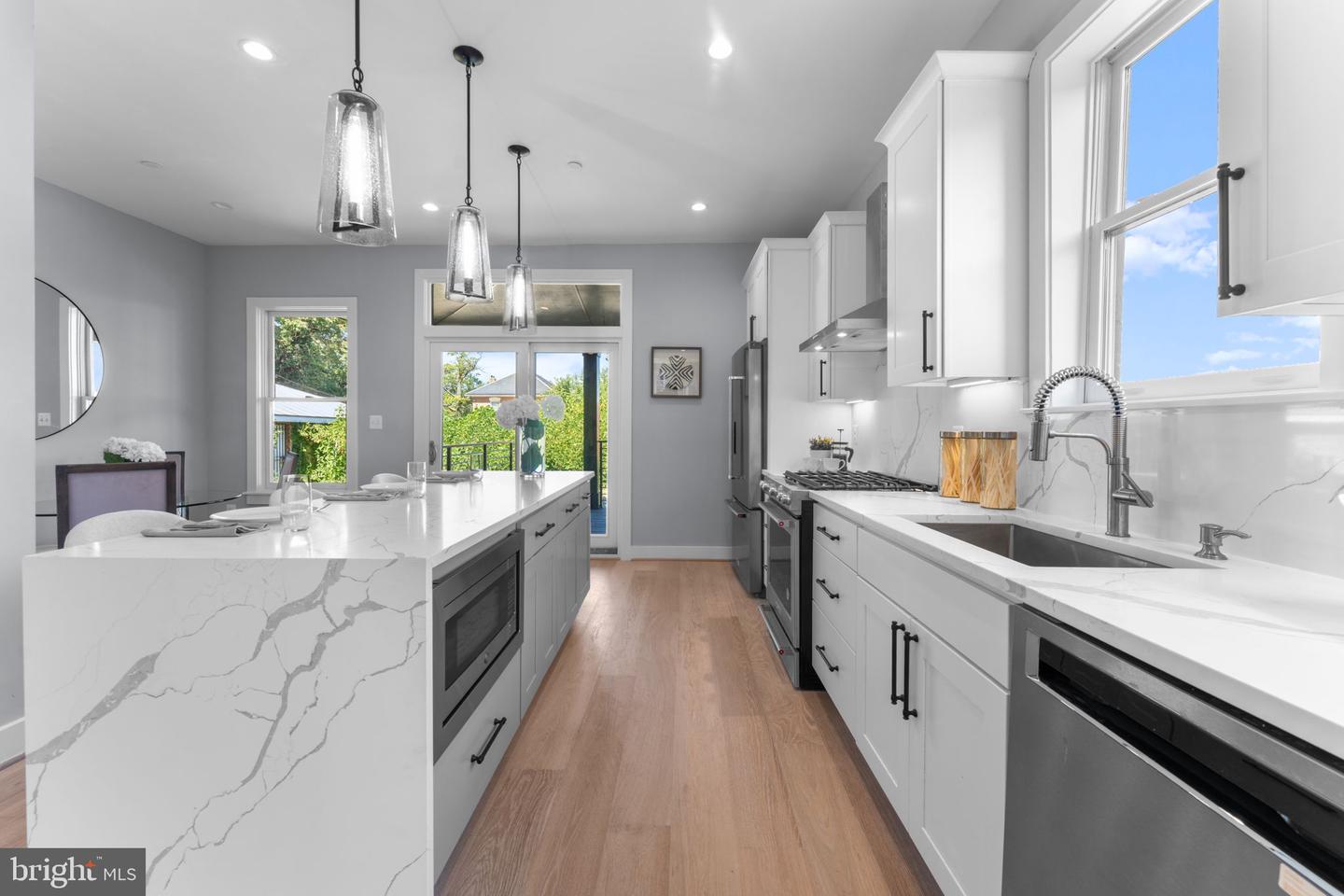 2331 HIGH ST SE, WASHINGTON, District Of Columbia 20020, 4 Bedrooms Bedrooms, ,4 BathroomsBathrooms,Residential,For sale,2331 HIGH ST SE,DCDC2232274 MLS # DCDC2232274