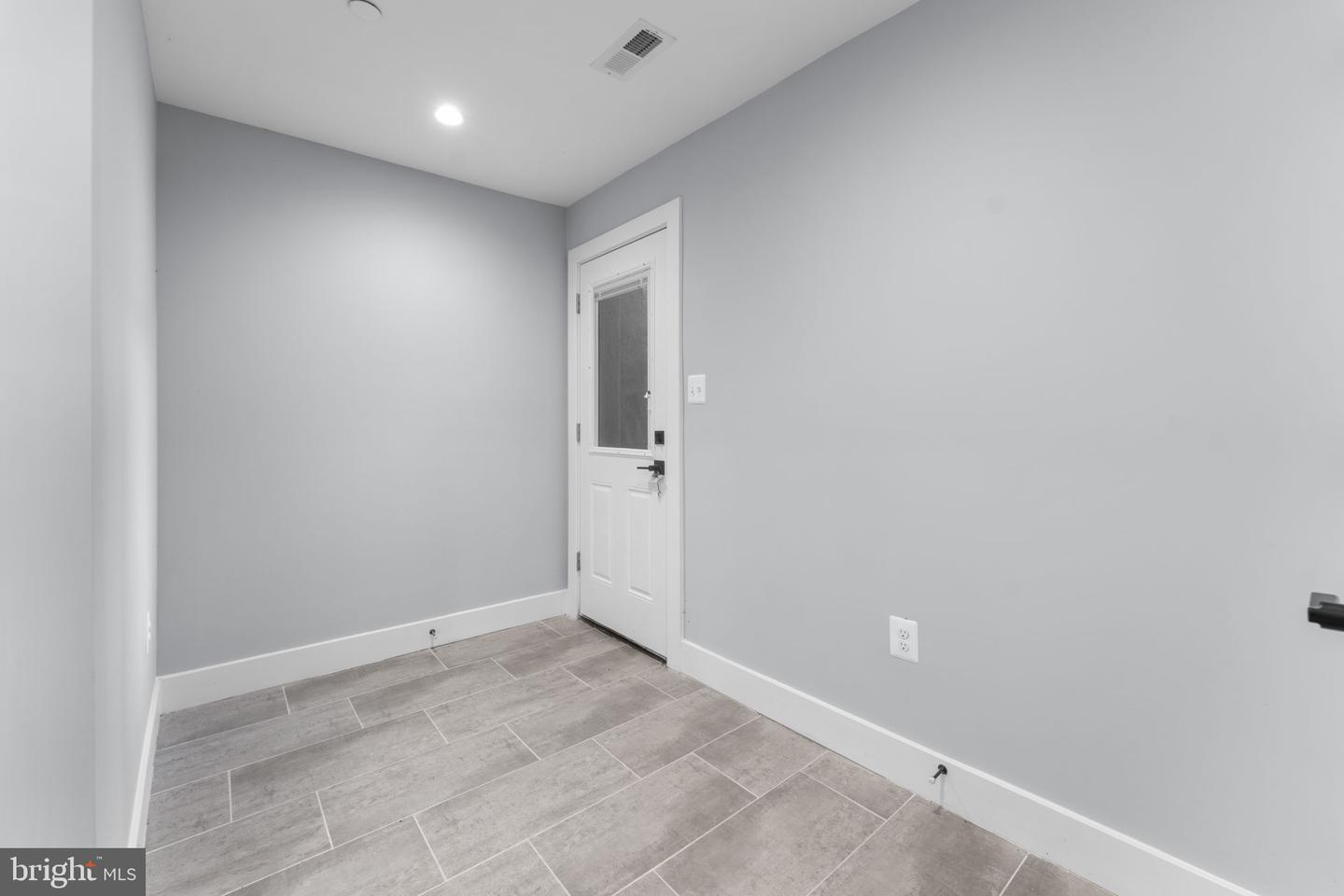 2331 HIGH ST SE, WASHINGTON, District Of Columbia 20020, 4 Bedrooms Bedrooms, ,4 BathroomsBathrooms,Residential,For sale,2331 HIGH ST SE,DCDC2232274 MLS # DCDC2232274